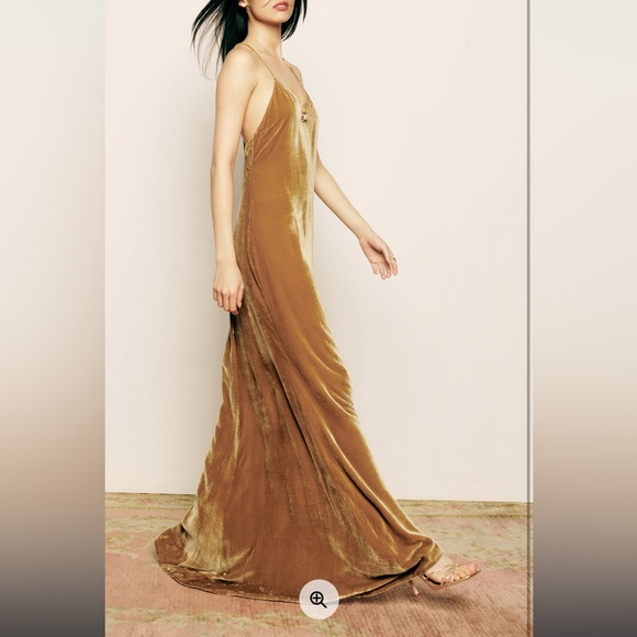 Reformation Rimini Mustard/Gold Velvet Gown - Picture 5 of 7